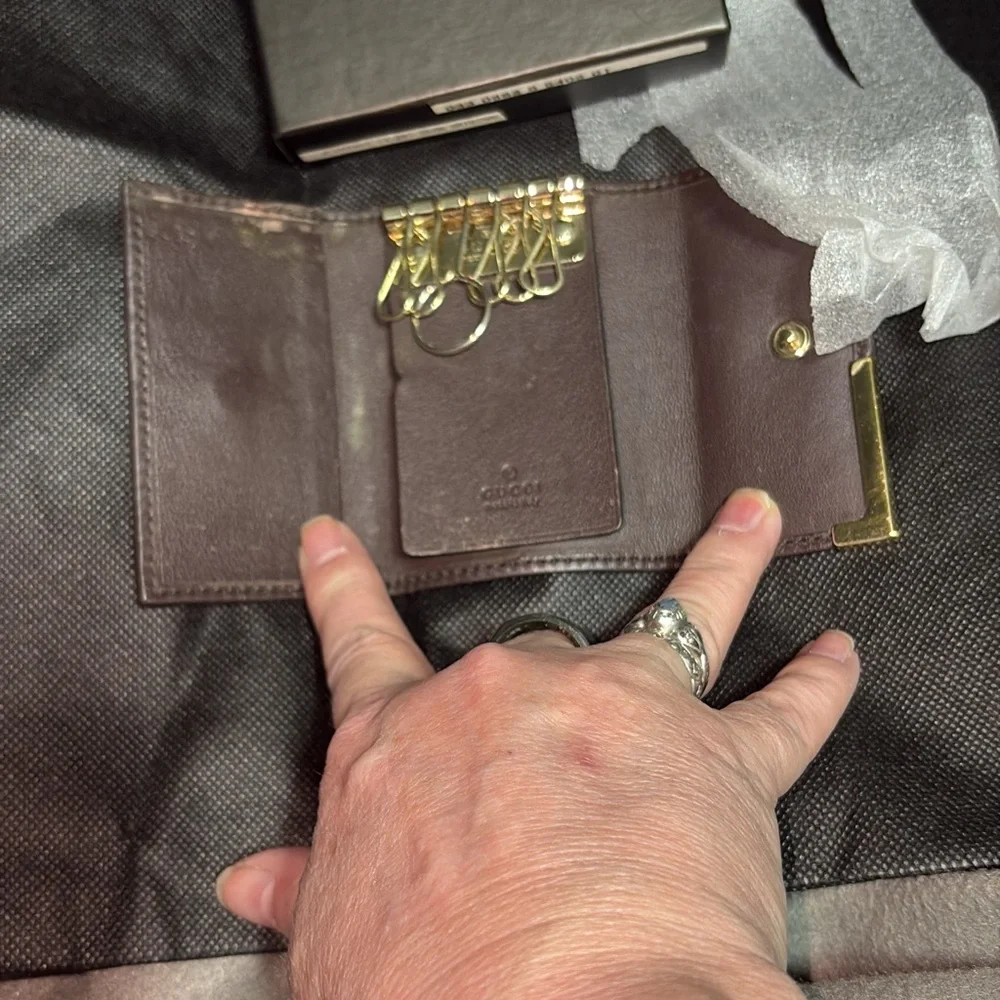 Gucci elegant key